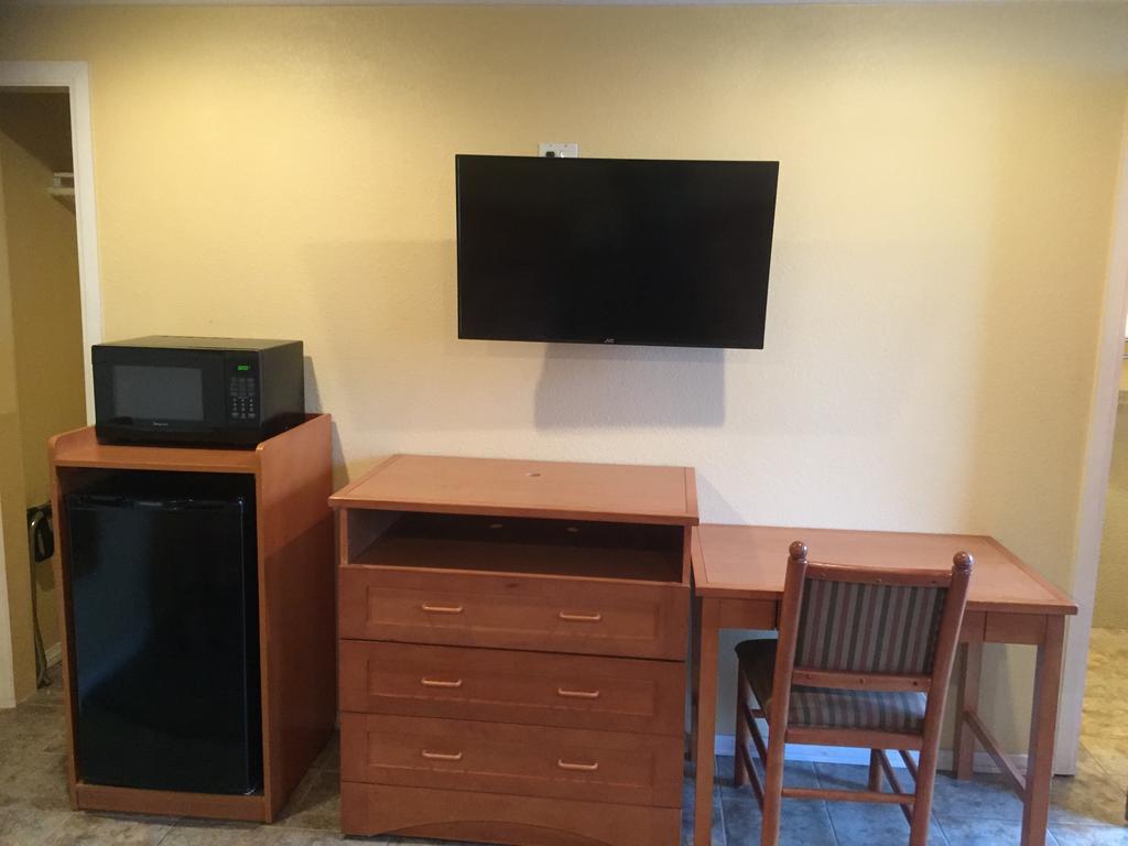 Bayshore Inn Ventura Room photo