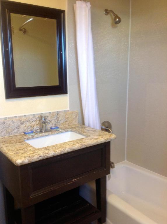 Bayshore Inn Ventura Room photo